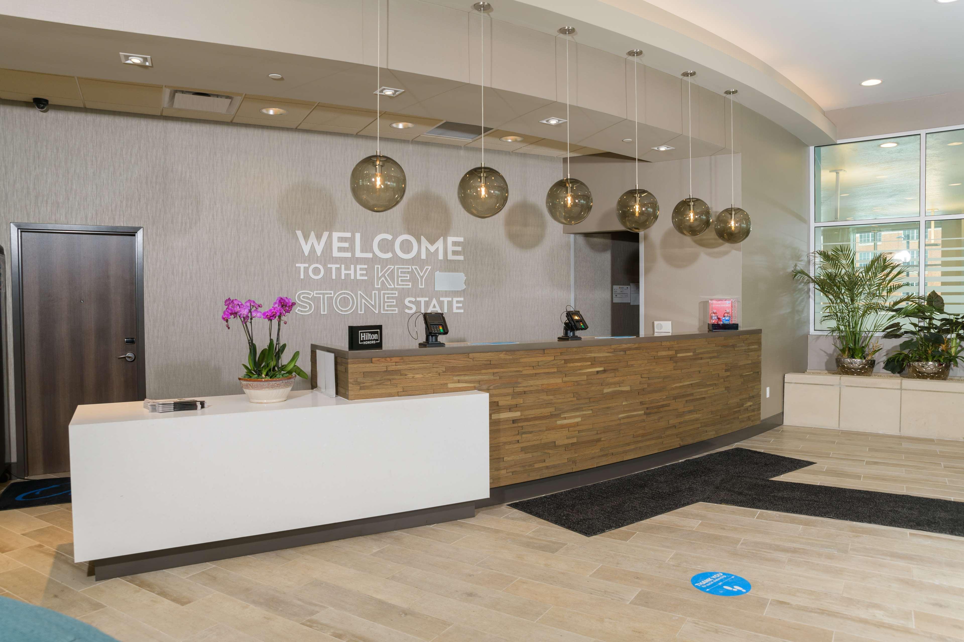 Hampton Inn & Suites Erie Bayfront Экстерьер фото