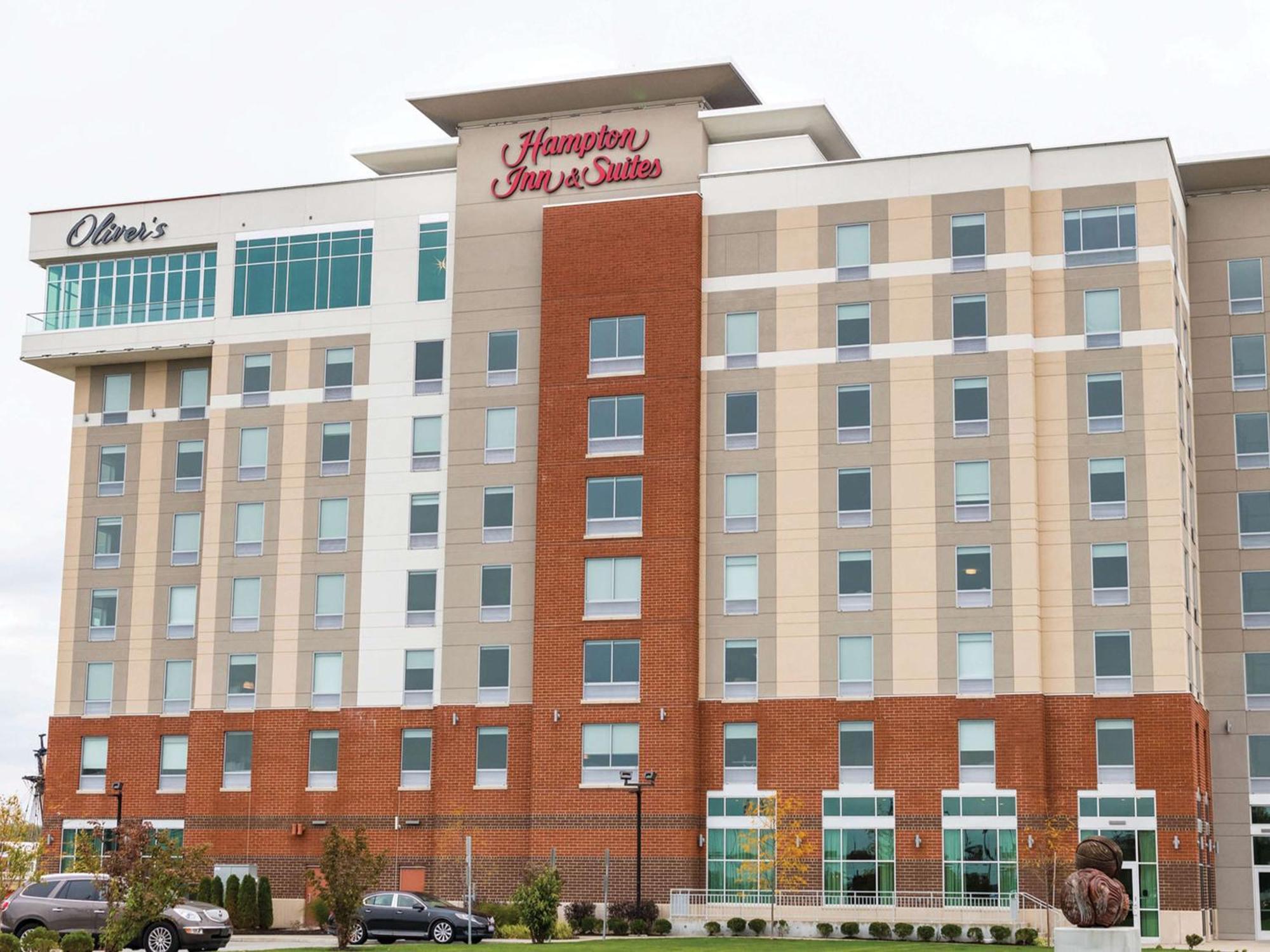 Hampton Inn & Suites Erie Bayfront Экстерьер фото