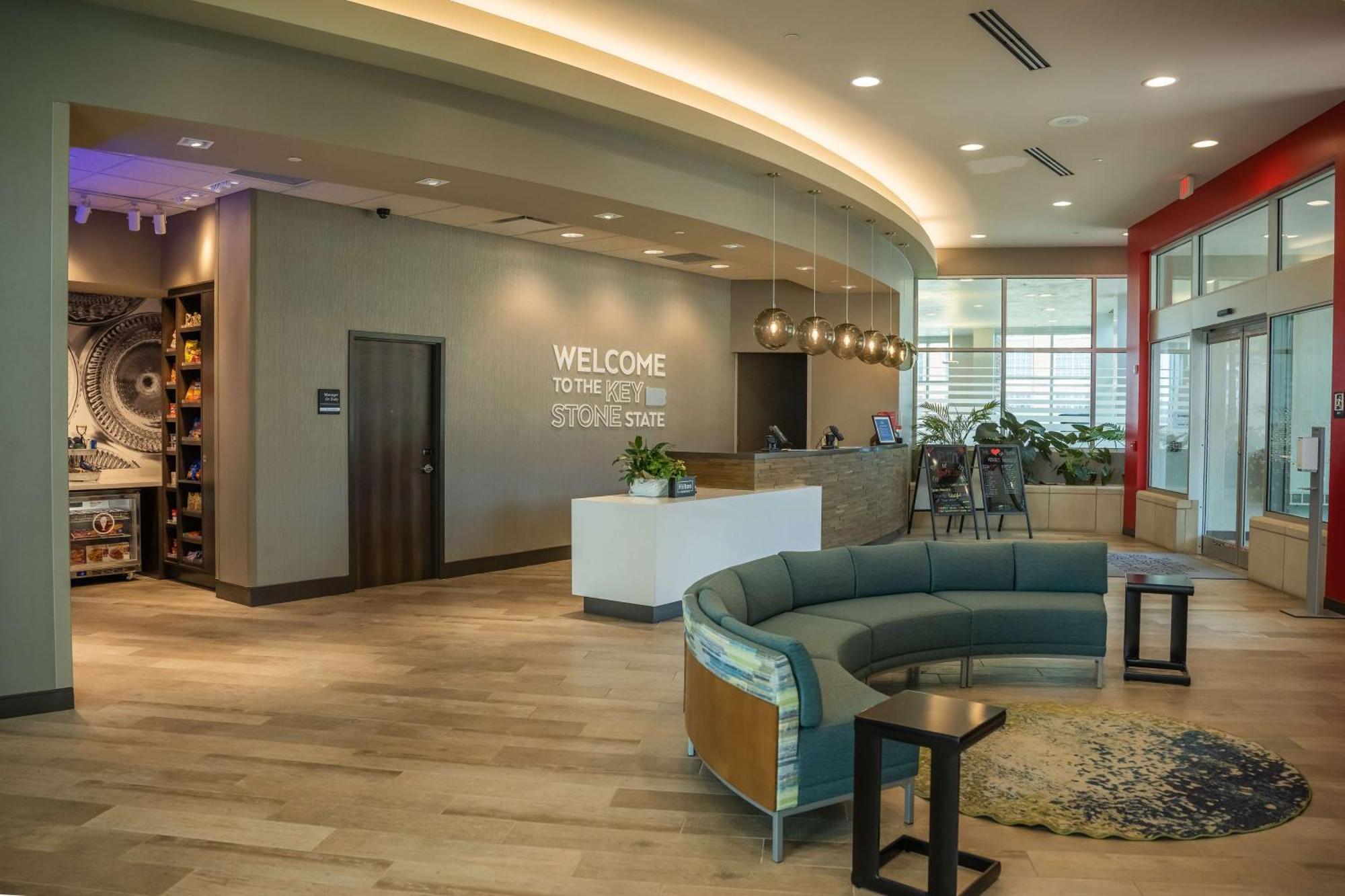 Hampton Inn & Suites Erie Bayfront Экстерьер фото