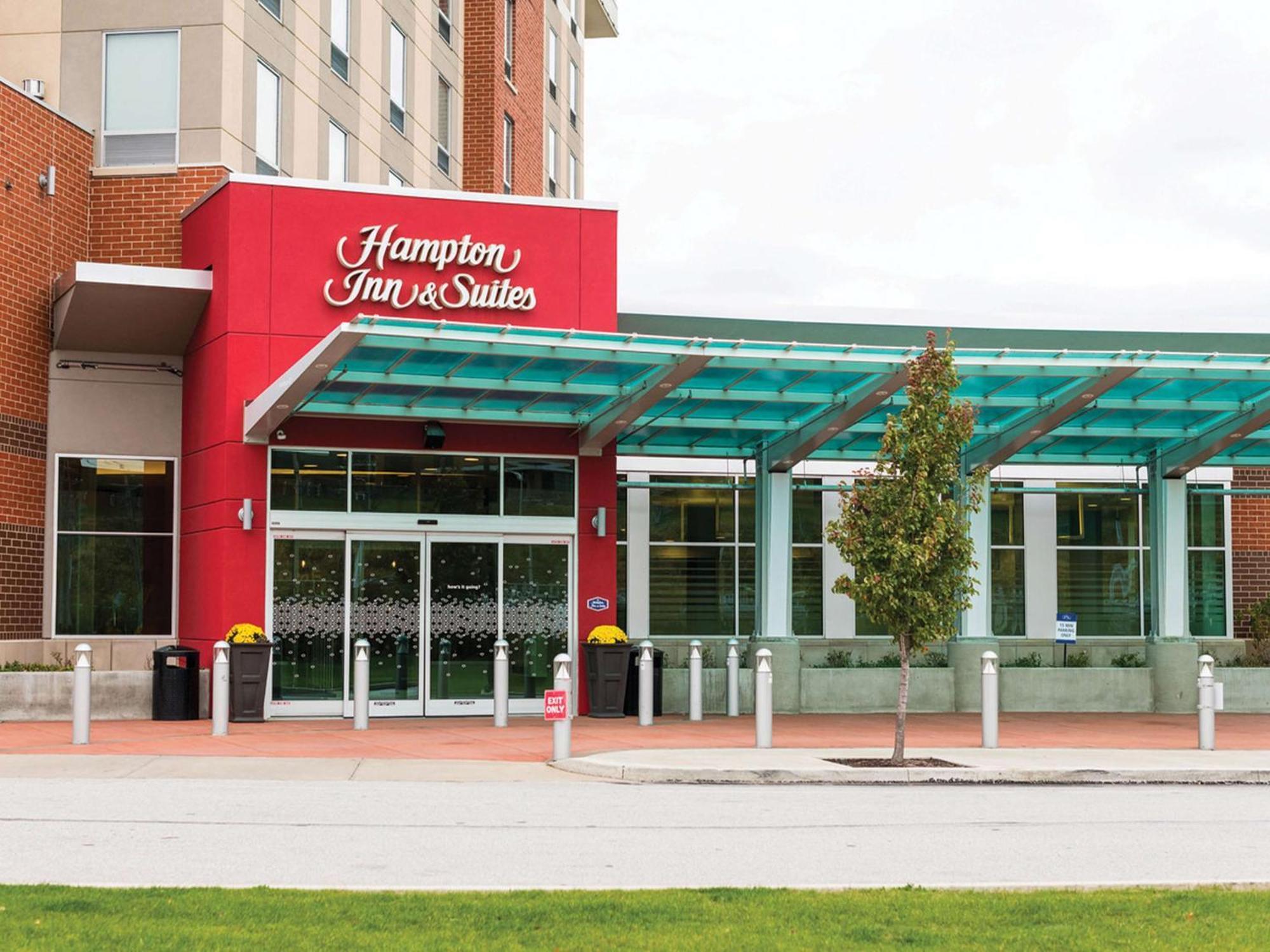 Hampton Inn & Suites Erie Bayfront Экстерьер фото